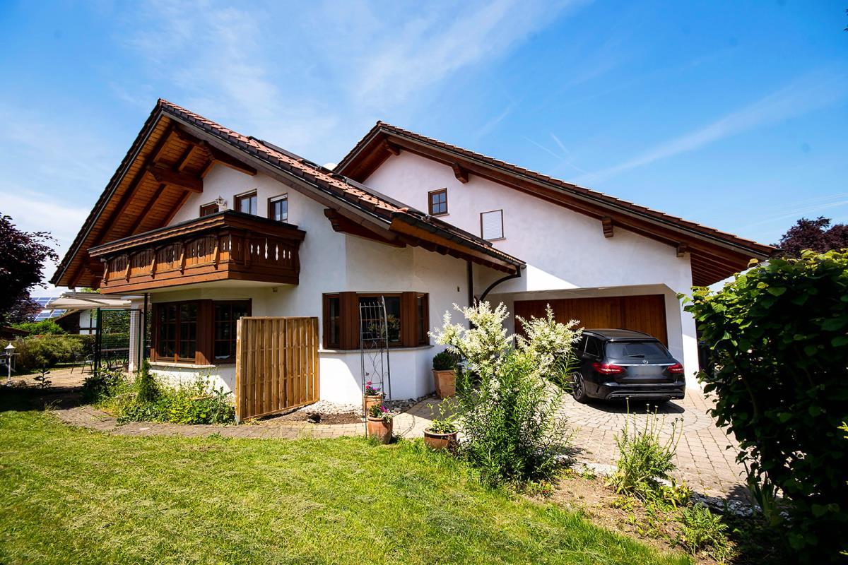 Traumhaftes Einfamilienhaus in Top-Lage von Balingen-Weilstetten! - Außenansicht