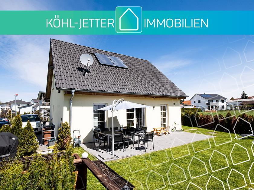 Neuwer­tiges, licht­durch­flu­tetes Einfa­mi­li­en­haus in sonniger Wohnlage von Empfingen!, 72186 Empfingen, Einfamilienhaus