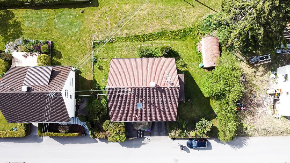 Saniertes Einfamilienhaus mit Garage in sonniger Wohnlage von Winterlingen! - Grundstück
