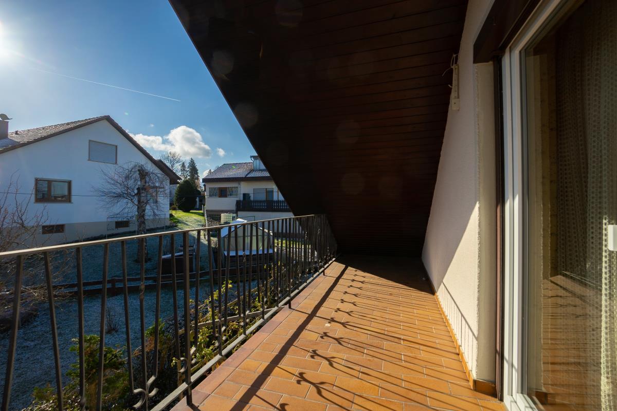 Traumhaftes, sonniges Einfamilienhaus in ruhiger, beliebter Wohnlage von Balingen-Frommern! - Balkonbereich