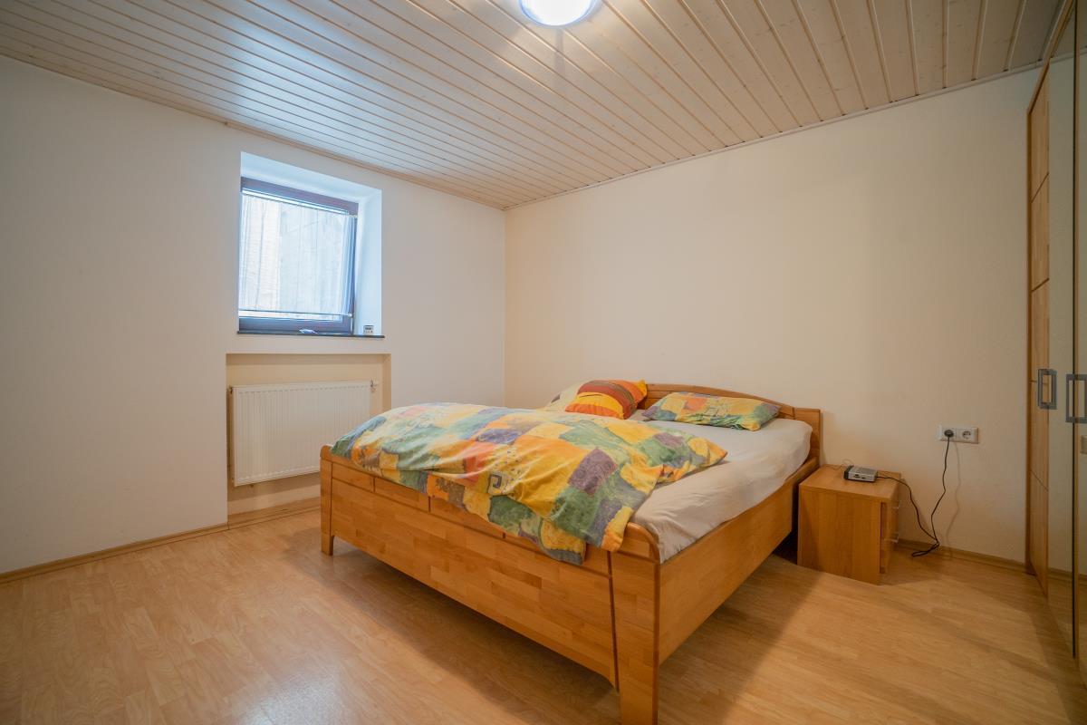 Solides Einfamilienhaus mit Einliegerwohnung in zentraler Lage von Haigerloch-Bittelbronn! - Schlafbereich ELW