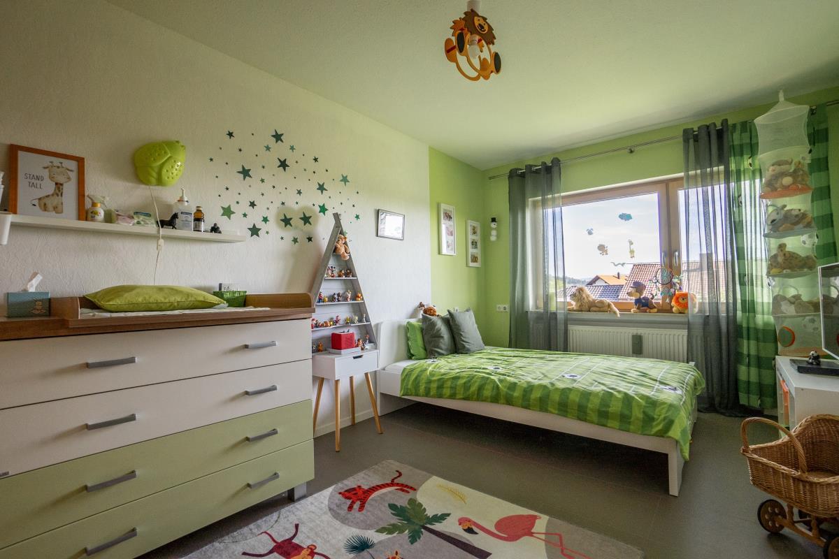 Traumhaftes, sonniges Einfamilienhaus in ruhiger Wohnlage von Rosenfeld-Leidringen! - Kinderzimmer