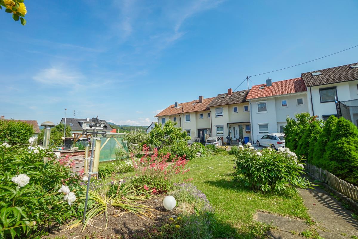 Sonniges Reihenhaus mit Garten und Garage in beliebter Wohnlage von Balingen! - Gartenbereich