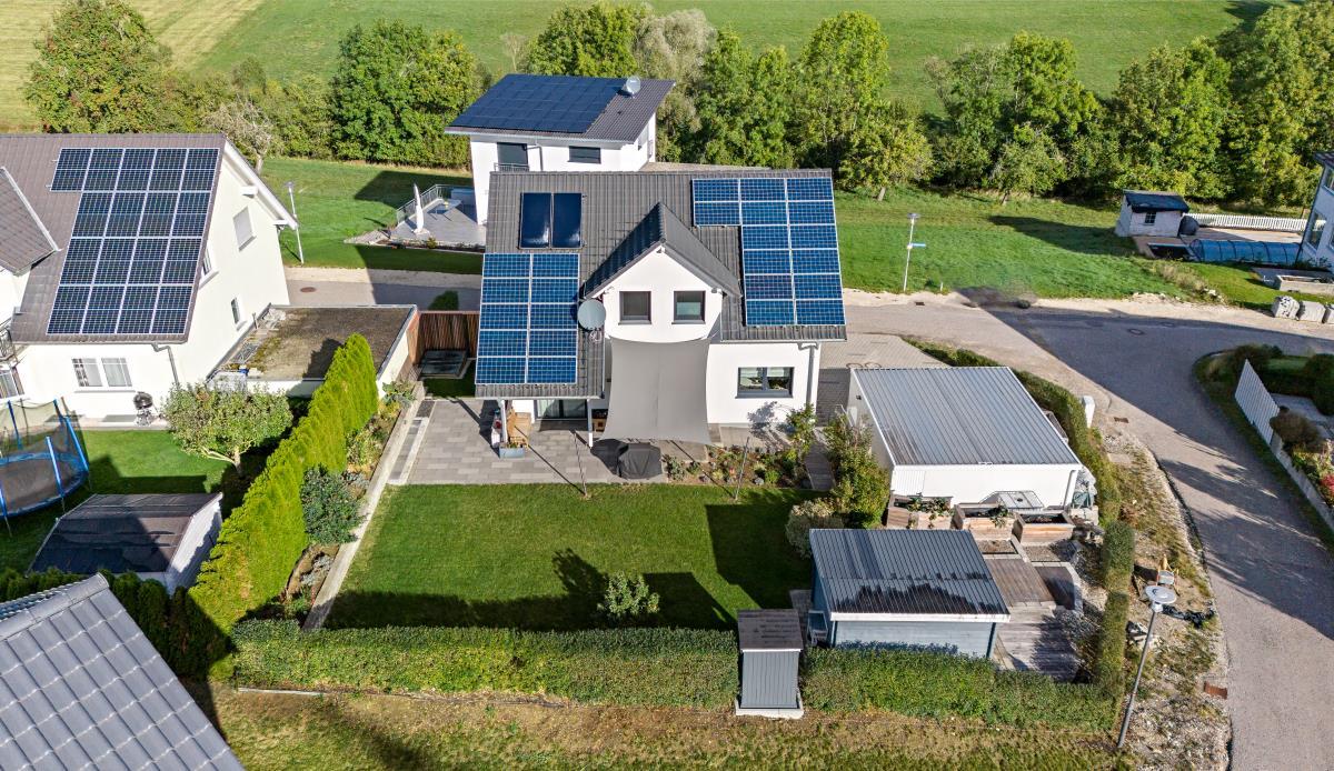 Modernes, sonniges Einfamilienhaus mit Doppelgarage in ruhiger Wohnlage von Dormettingen! - Luftbild