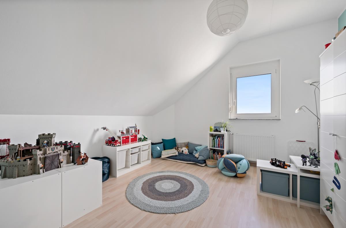 Modernes, sonniges Einfamilienhaus mit Doppelgarage in ruhiger Wohnlage von Dormettingen! - Kinderzimmer