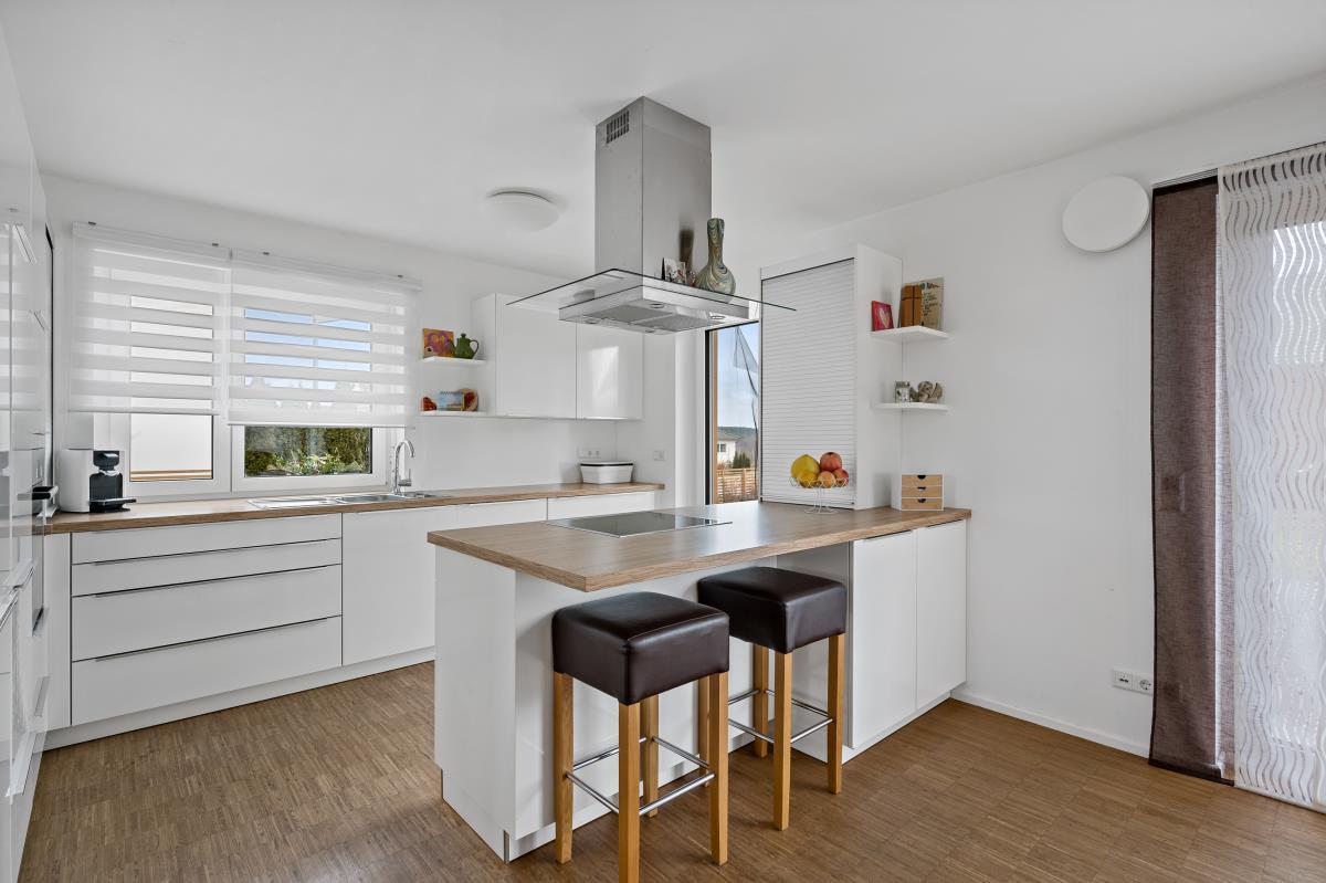 Modernes, neuwertiges Einfamilienhaus in traumhafter, ruhiger Wohnlage von Veringenstadt! - Offener Küchenbereich