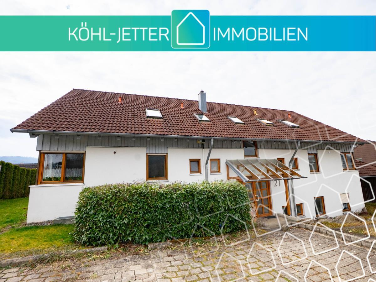 Licht­durch­flu­tete 2,5‑Zi.-Whg mit Burgblick in ruhiger Lage von Bisingen-Zimmern, 72406 Bisingen, Etagenwohnung