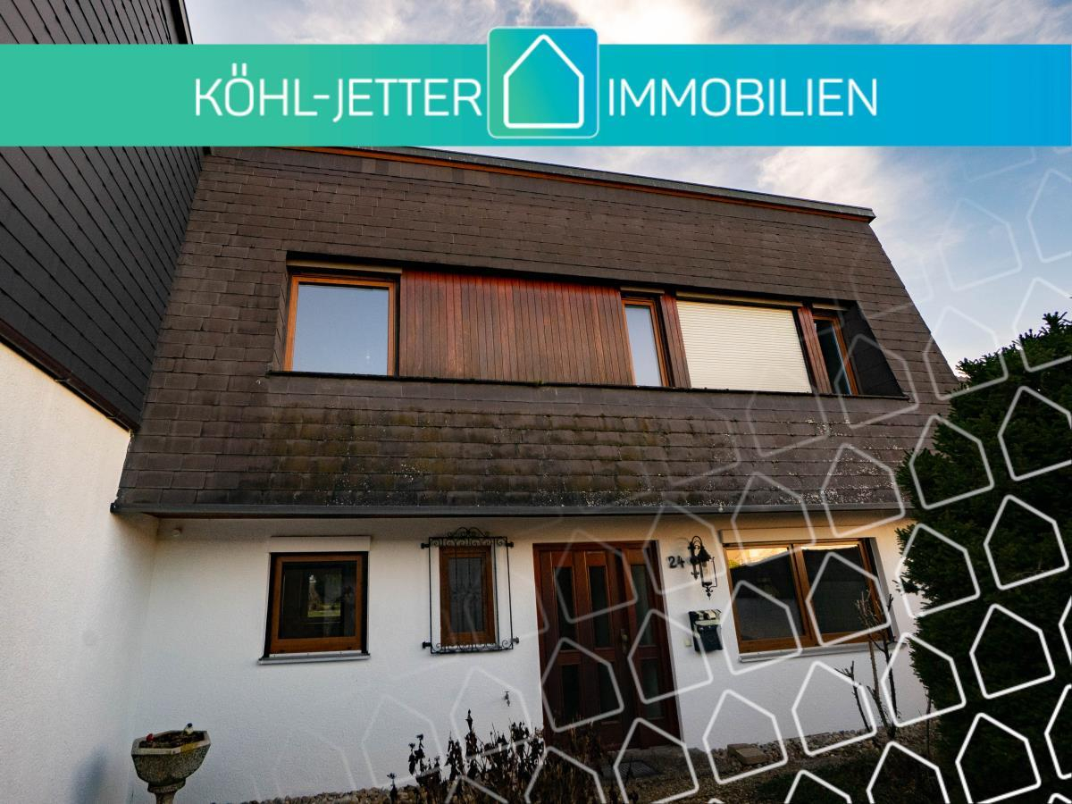 Gepflegtes Reihen­mit­tel­haus mit Garage in ruhiger Lage von Holzhausen!, 72172 Sulz, Reihenhaus